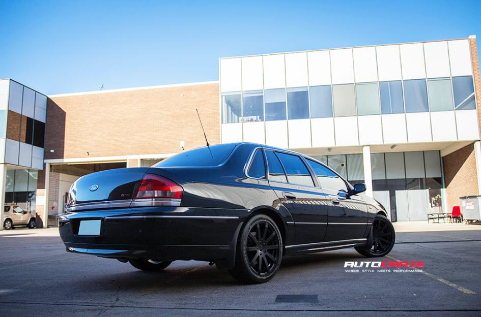 FORD FAIRLANE BROOKLANDS MATTE BLACK